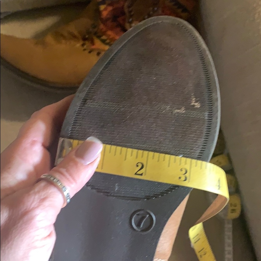 Short Boot - Picture 5 of 7